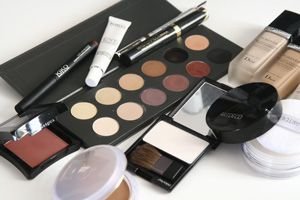 Airbrush Makeup Vs traditional makeup